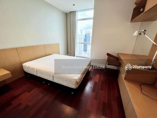 3 bed Condo in Athenee Residence Lumphini Sub District C020430