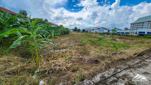 ที่ดิน 3 ไร่+ ที่ดินติดถนนซุปเปอร์ไฮเวย์ (ไฮเวย์ 11) ใกล้สี่แยกอุทยาน 700 ปี