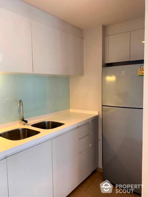 3-BR Condo at Liv @ 49 near BTS Thong Lor