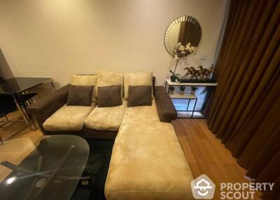 1-BR Condo at Collezio Sathorn-Pipat near BTS Chong Nonsi