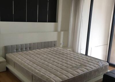 1-BR Condo at The Emporio Place near BTS Phrom Phong