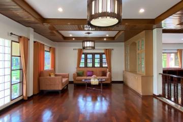 6 bed house for sale in Muang, Chiang Mai
