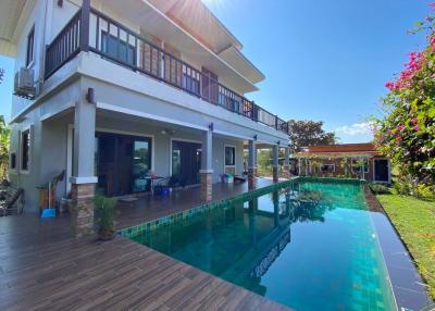 2 bed house with restaurant and private pool for sale in San Sai, Chiang Mai