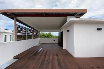 4 Bed modern house for sale in Hang Dong Chiang Mai