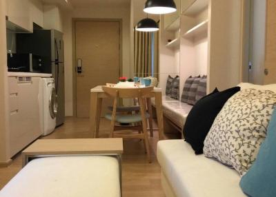 1-BR Condo at Liv @ 49 near BTS Thong Lor