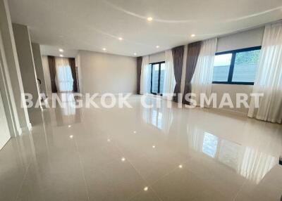 375 ตรม., 5 ห้องนอน, 6 ห้องน้ำ บ้าน ราคา ฿ 22,500,000