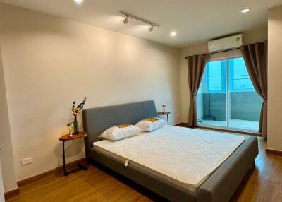2 Bedrooms condo for sale near unity concord