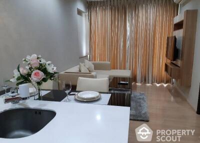 1-BR Condo at Rhythm Sathorn near BTS Saphan Taksin