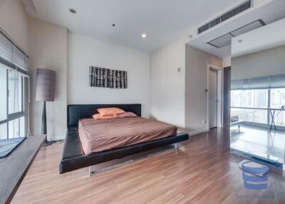 The Trendy Duplex One Bedroom Two Bathroom For Rent and Sale