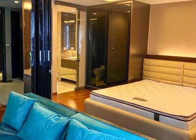 The Address Sukhumvit 61 One Bedroom and One Bathroom For Rent