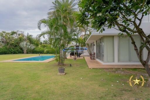 Palm Hills Golf Course Pool Villa In Cha-Am Hua Hin for sale
