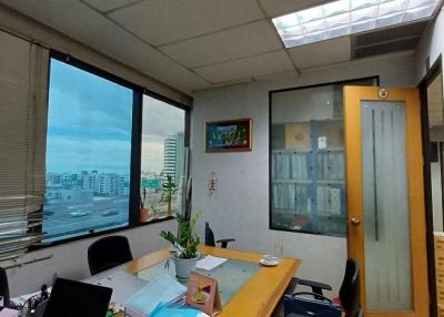 Office for sale Thotsapon Land Building 4, Floor 7, Bangna-Trad Road, Bangna District, Bangkok.