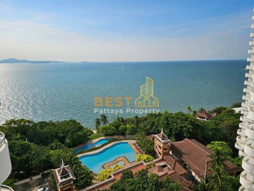 3 Bedrooms Condo in Royal Cliff Pratumnak C011343