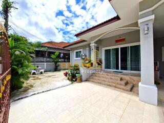 3 Bedrooms Villa / Single House in Silver Bell Village East Pattaya H011317