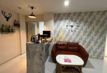 2 Bedrooms Condo in Golden Pattaya Condominium Na Kluea C011342