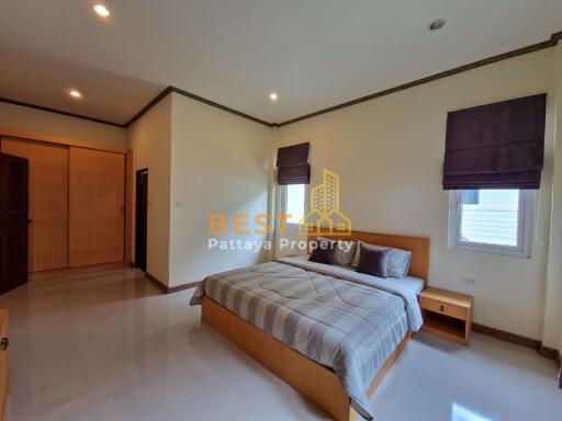 3 Bedrooms Villa / Single House in Amorn Village East Pattaya H011326