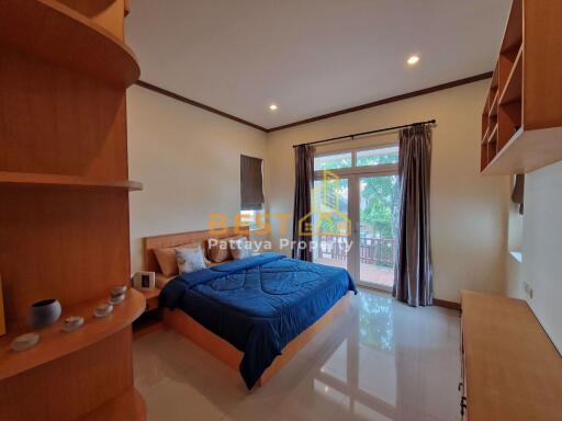 3 Bedrooms Villa / Single House in Amorn Village East Pattaya H011326