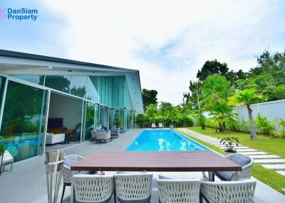 Unique 7-Bedroom Pool Villa in Hua Hin near Black Mountain