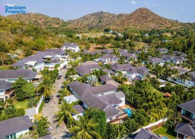 Luxury 3-Bedroom Pool Villa in Hua Hin at The Heights2