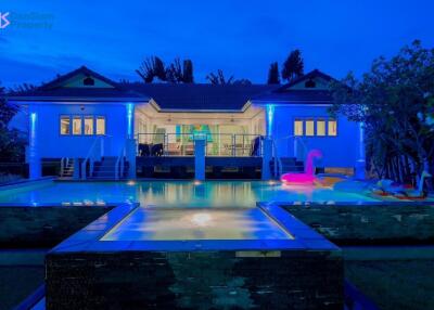 Luxury Villa in Hua Hin near Black Mountain Golf Resort