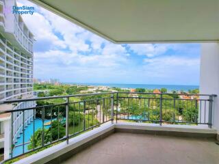 Sea View Beachfront Condo in Hua Hin at The Boathouse