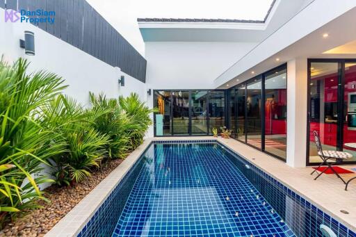 Cozy 2-Bedroom Villa in Hua Hin at Soi Naepkehardt Road