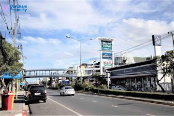 Penthouse Condo in Hua Hin Downtown at Baan Sandao