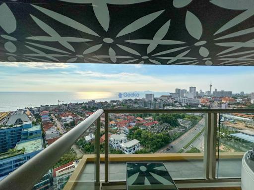 1 Bedroom Condo in The Riviera Ocean Drive Jomtien C011167