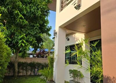 4 Bedroom Family Home 2 Minutes To Bang Tao Beach