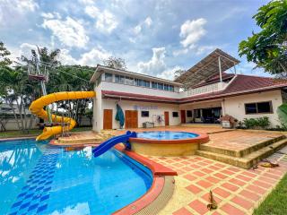 7 Bedrooms House East Pattaya H011168