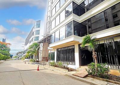 Office building for rent in Nonthaburi