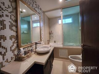 2-BR Condo at Leticia Rama 9 in Bang Kapi