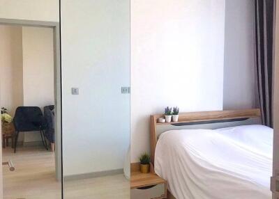 1-BR Condo at Knightsbridge Prime Sathorn near BTS Chong Nonsi (ID 403428)