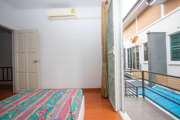 Partly Furnished 3 Bed Townhouse at San Sai Noi