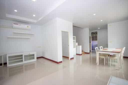 Partly Furnished 3 Bed Townhouse at San Sai Noi