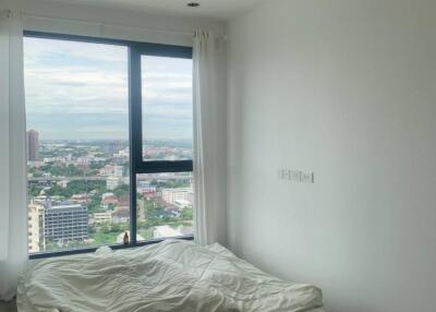 2-BR Condo at Ideo Mobi Sukhumvit 66 near BTS Udom Suk