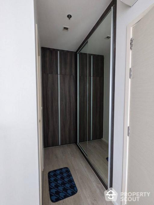 1-BR Condo at Quinn Condo Ratchada 17 near MRT Sutthisan