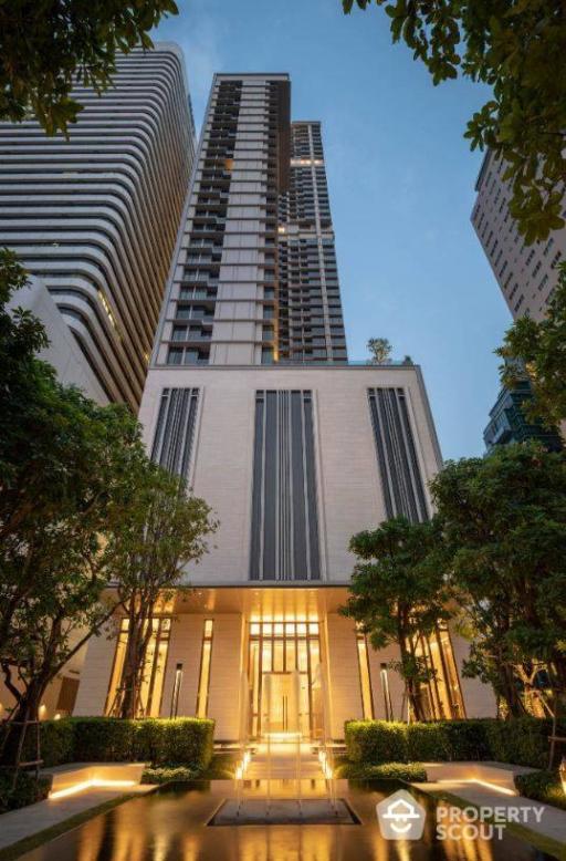 1-BR Condo at The Esse Asoke near MRT Sukhumvit