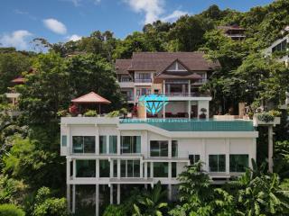 7 Bedrooms Sea View Villa For Sale in Patong, Phuket.