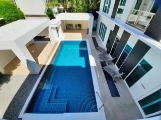 Pool Villa Pattaya house for sale, fully decorated, Palm Oasis Villa Jomtien
