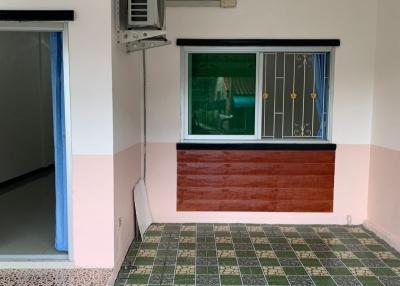 Townhouse for sale in Sriracha, cheap price, Smartland Green Town Village.