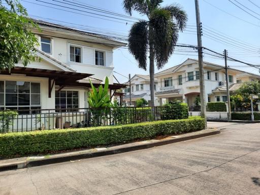 2-story detached house, Manthana Village - Rangsit (Khlong side)