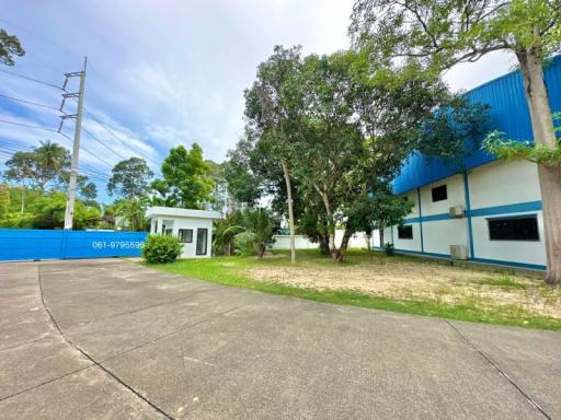 Factory for sale in Bang Lamung, Chonburi, with buildings, Nong Pla Lai, Pattaya.