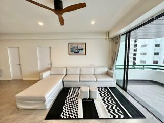 Condo for sale in Pattaya, Sunset Heights Condominium, next to the sea, move in ready