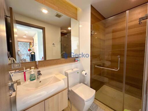 2 Bedrooms Condo in Del Mare Bang Saray C009402