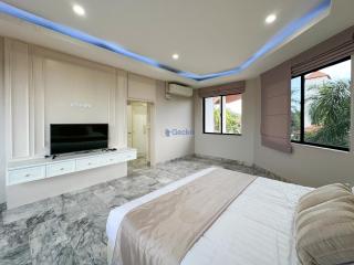 4 Bedrooms House in Paradise Villas 1 East Pattaya H011179