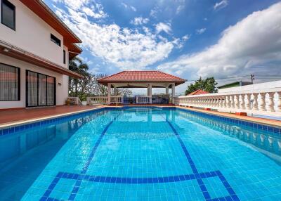 4 Bedrooms House in Paradise Villas 1 East Pattaya H011179