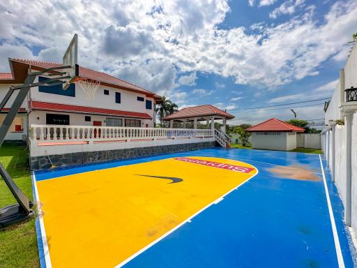 4 Bedrooms House in Paradise Villas 1 East Pattaya H011179