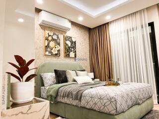 Studio Condo in Dream Siam Oriental Pattaya C011173