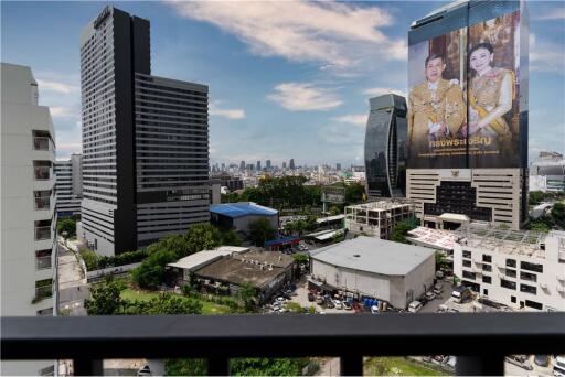 ขายคอนโดหรูใจกลางเมือง พระราม 9 พร้อมอยู่